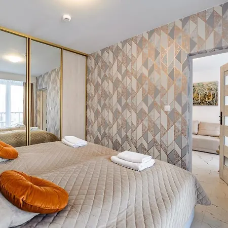 Apartamenty Delux Sun & Snow Rozewska Natura Park - Blisko Plazy Jastrzebia Gora Exterior photo