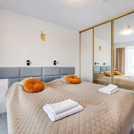 Apartamenty Delux Sun & Snow Rozewska Natura Park - Blisko Plazy Jastrzebia Gora Exterior photo
